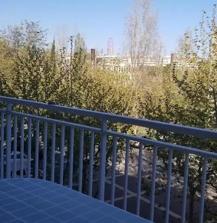 Апартаменты Piso Lola Салоу